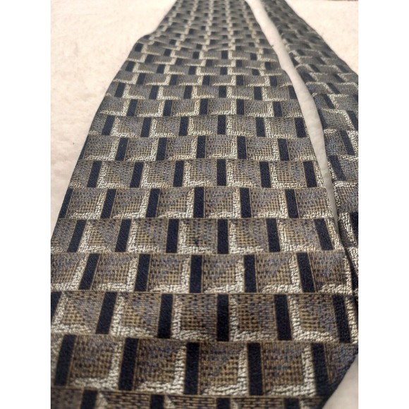 DC By Daniel Craig Italian Silk Men's Tie Gray/Black Geometric Texture Long - Picture 7 of 10